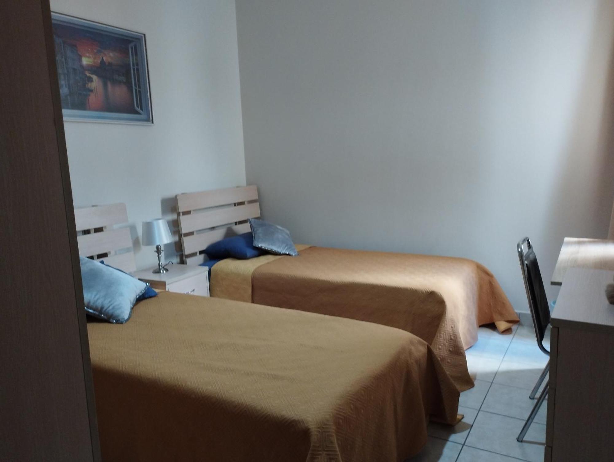 Perfect Tourist Accommodation In Bugibba Square! San Pawl il-Baħar Eksteriør bilde
